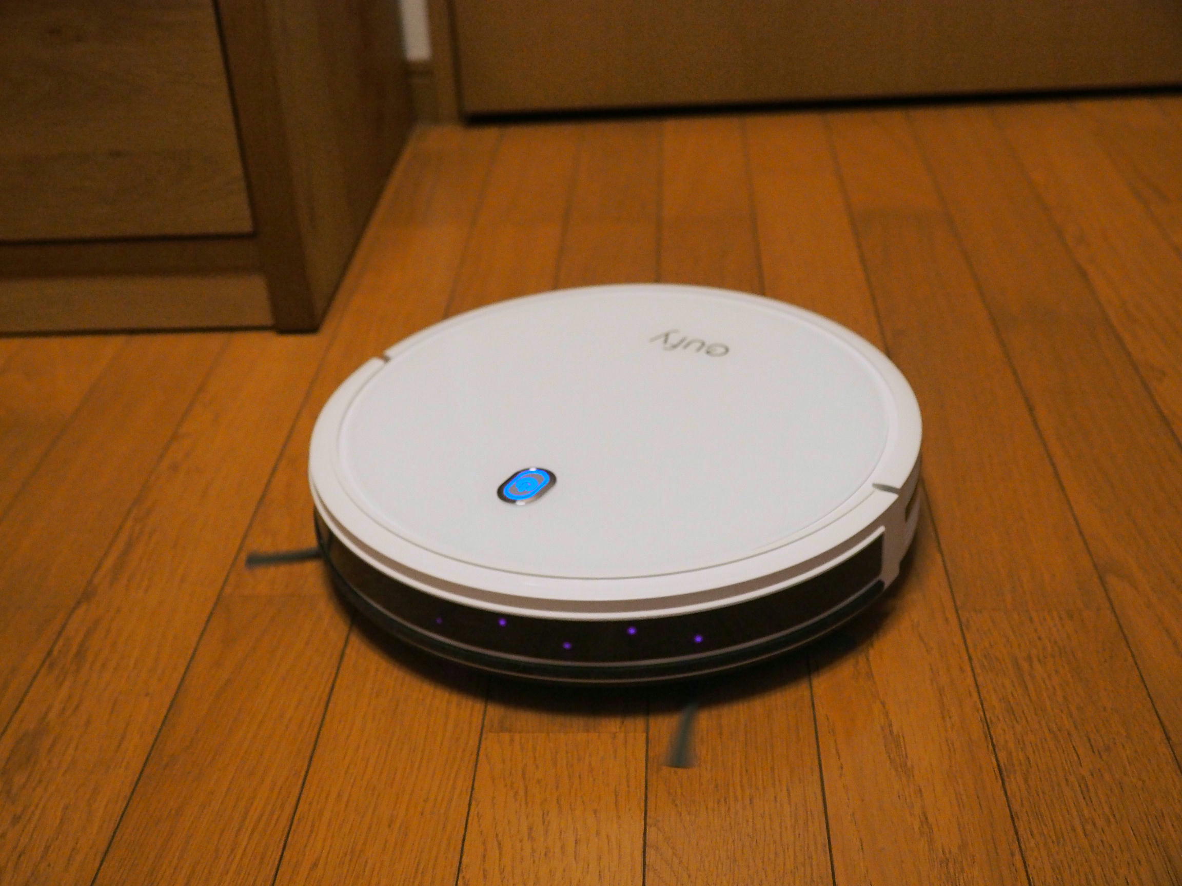 Anker Eufy RoboVac11S�@�|���V�[��